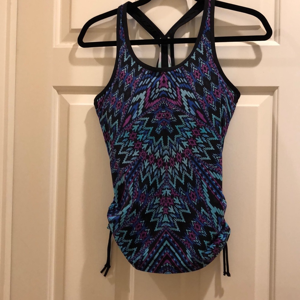 Athleta top